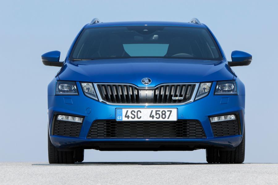  Skoda Octavia RS Combi 2017 года  (WW) (фото 40 из 48)
